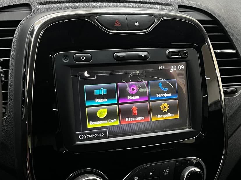 renault-kaptur-2018-732-17