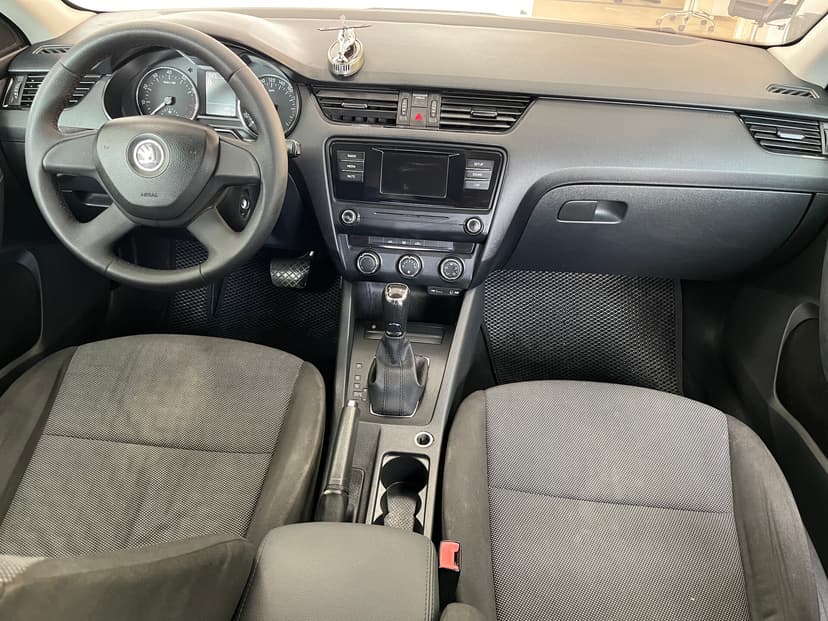 skoda-octavia-2015-375-12