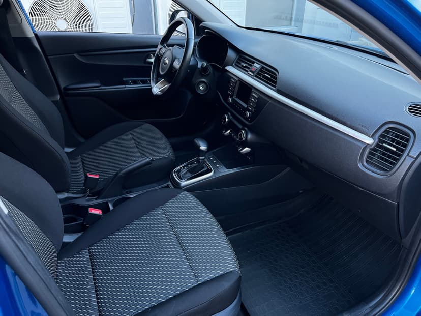 kia-rio x-line-2019-476-28