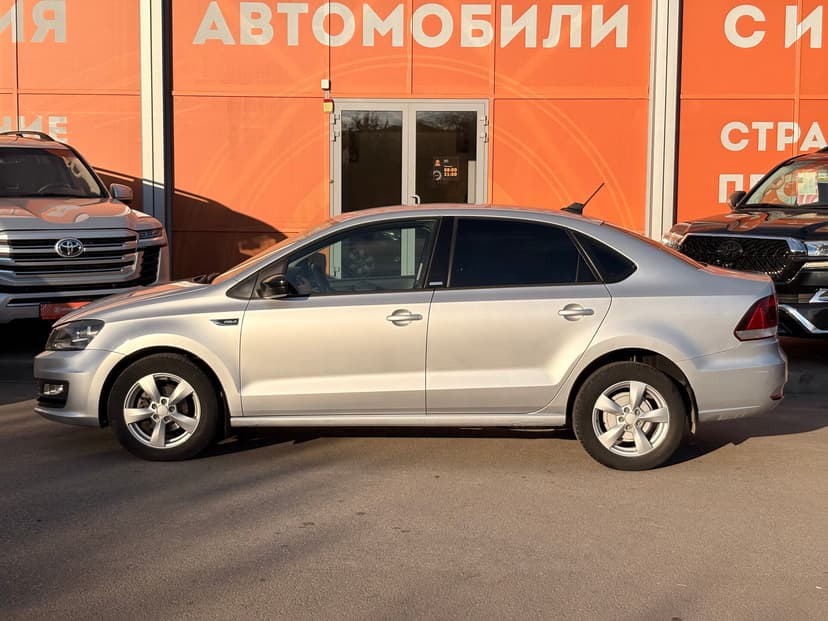 volkswagen-polo-2017-488-7