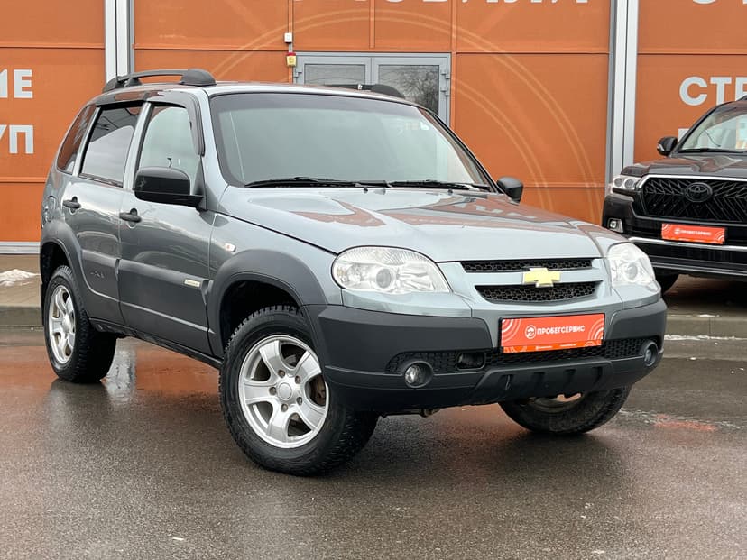 chevrolet-niva-2016-1040-2