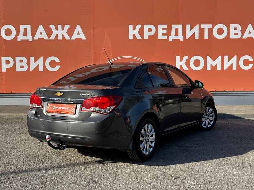 chevrolet-cruze-2011-435-4