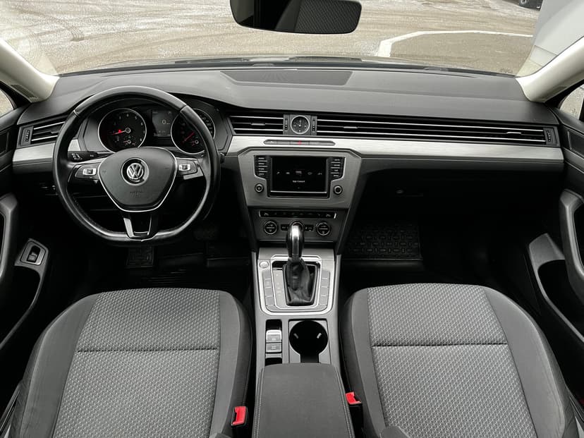 volkswagen-passat-2016-805-11