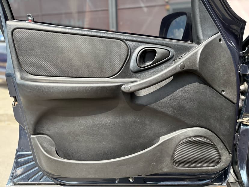 chevrolet-niva-2012-136-22