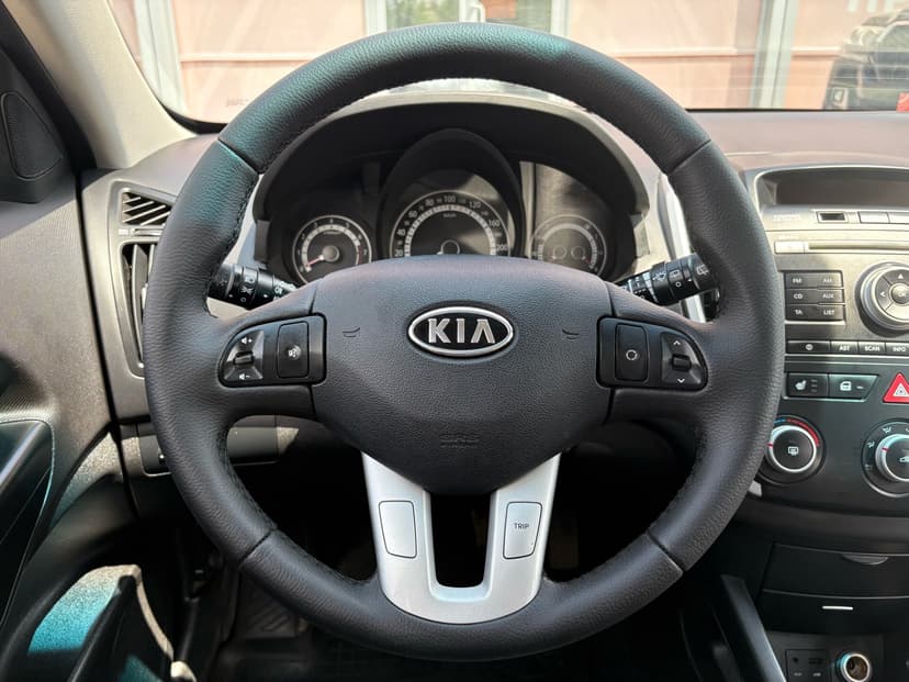 kia-ceed-2011-132-12