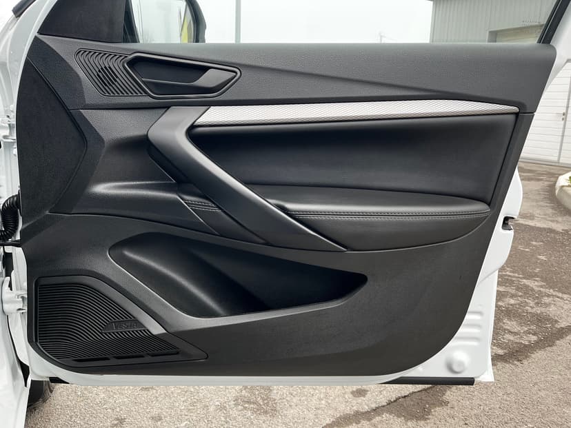 ваз (lada)-vesta-2024-702-23