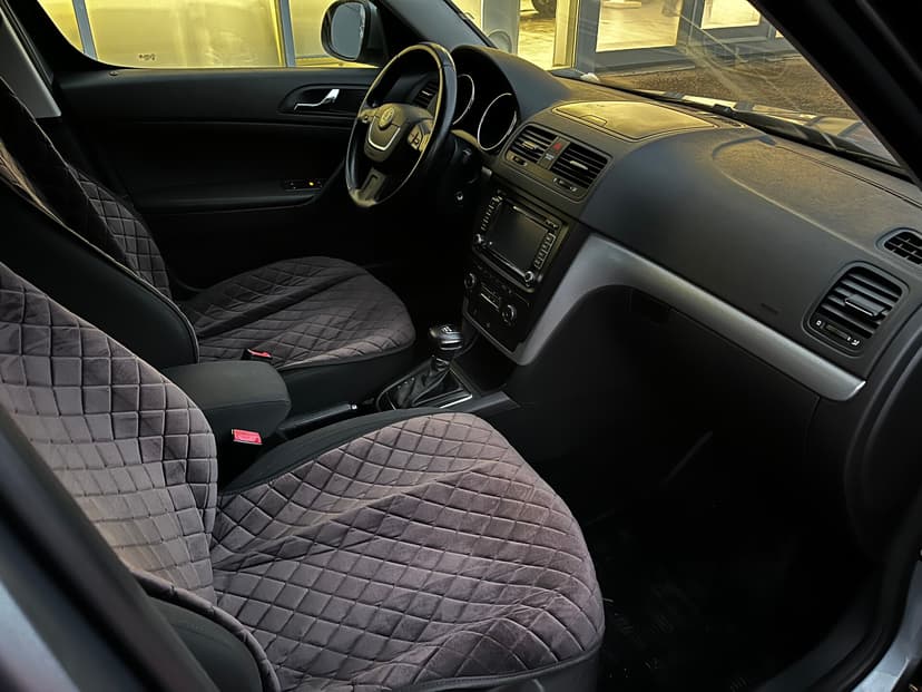 skoda-yeti-2012-682-27