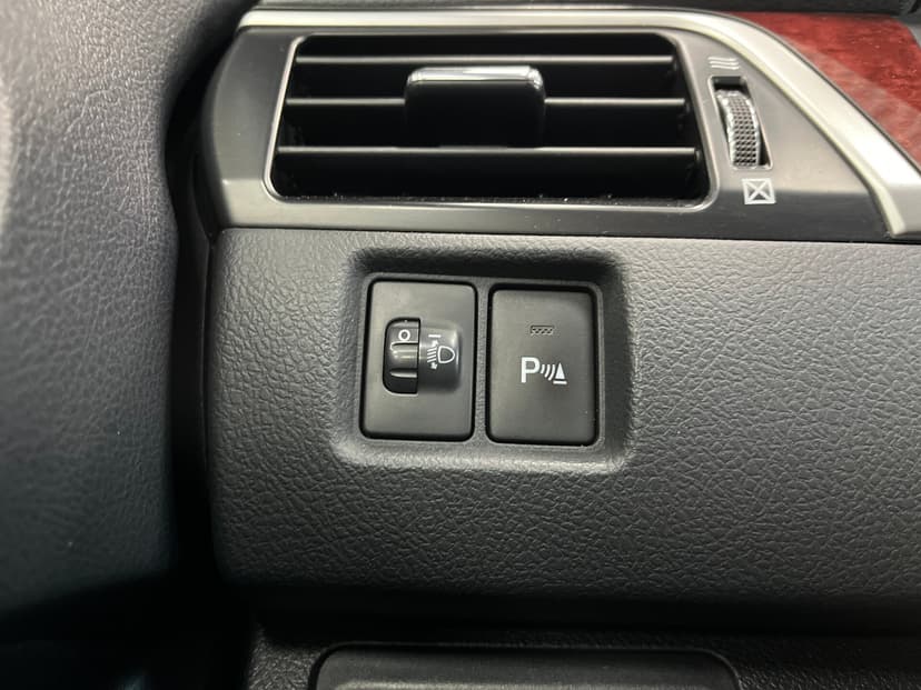 toyota-camry-2012-1224-17