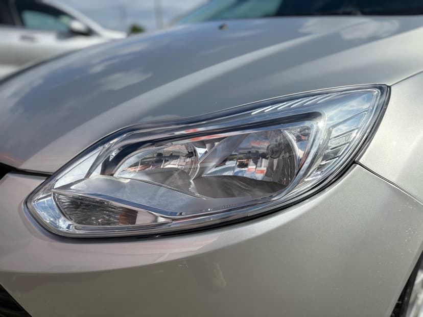 ford-focus-2013-111-5