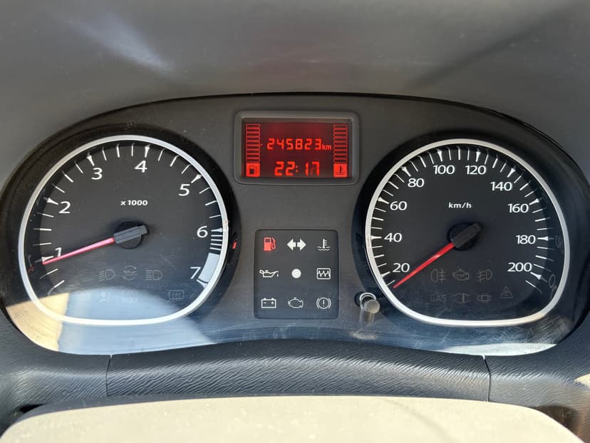 renault-duster-2012-172-12