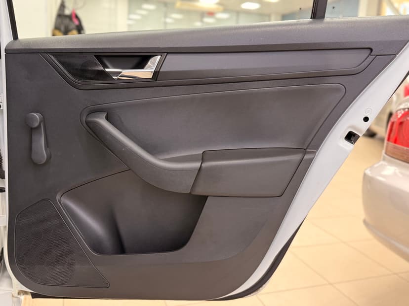 skoda-rapid-2019-699-24