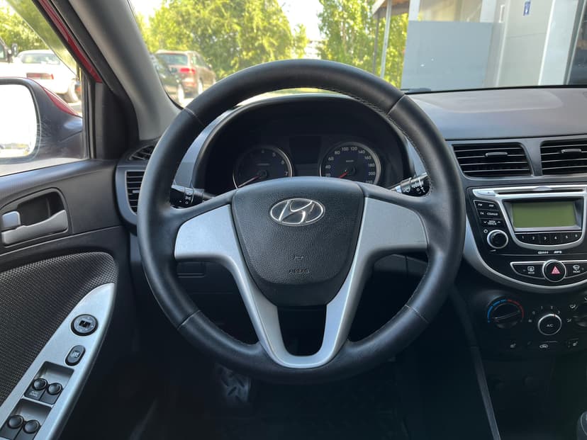 hyundai-solaris-2013-71-9
