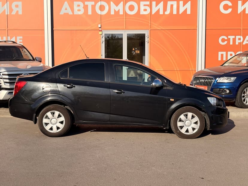 chevrolet-aveo-2013-418-3