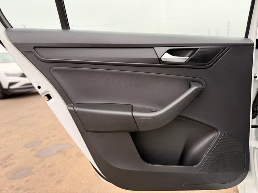 volkswagen-polo-2020-648-26