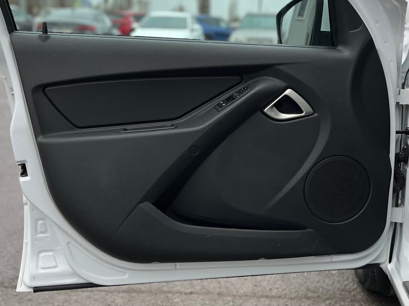 ваз (lada)-granta-2023-827-17