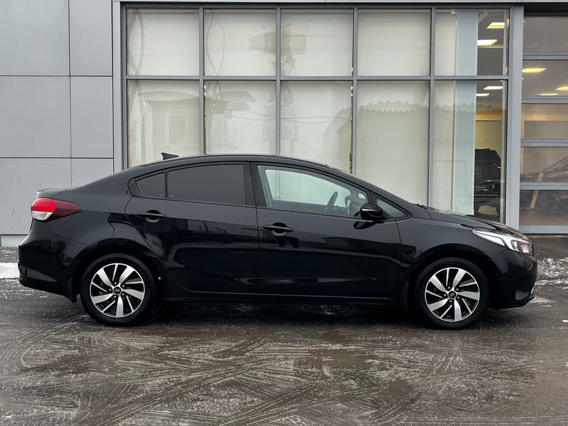 kia-cerato-2017-60-3