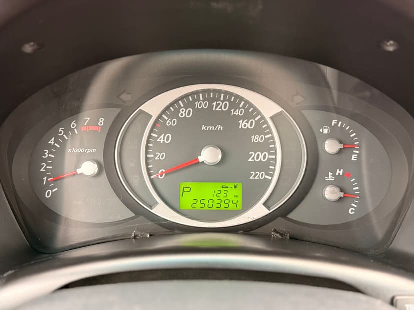 hyundai-tucson-2007-880-12