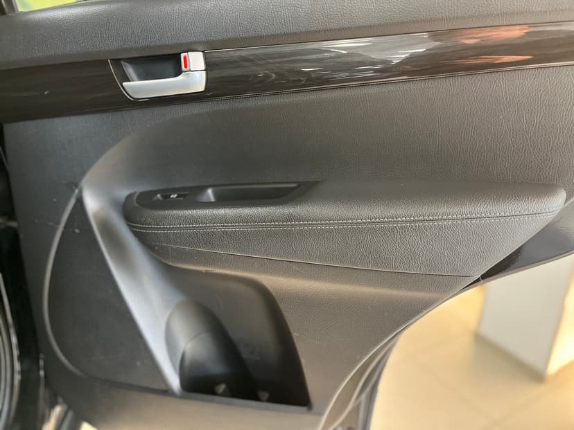 kia-sorento-2012-854-26