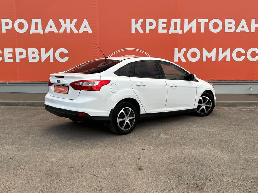 ford-focus-2012-25-4