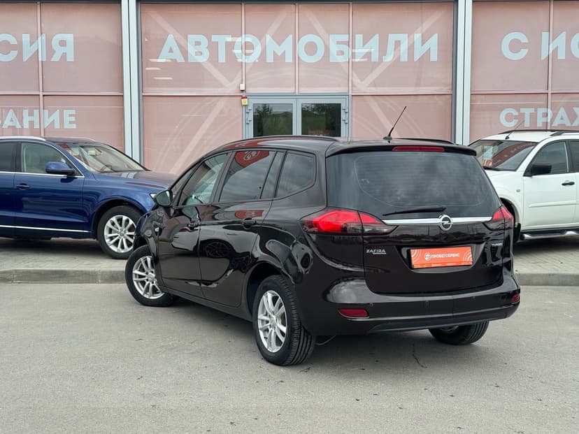 opel-zafira-2013-121-6