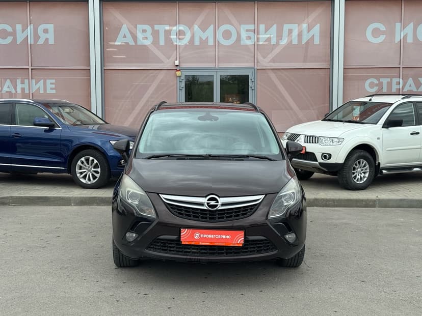 opel-zafira-2013-121-1