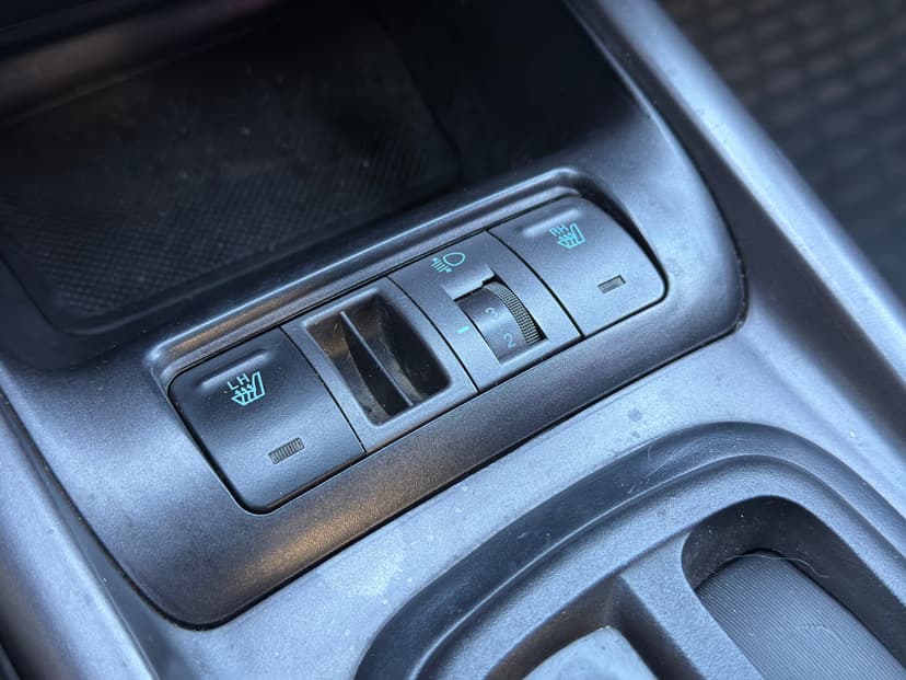 hyundai-elantra-2006-608-14