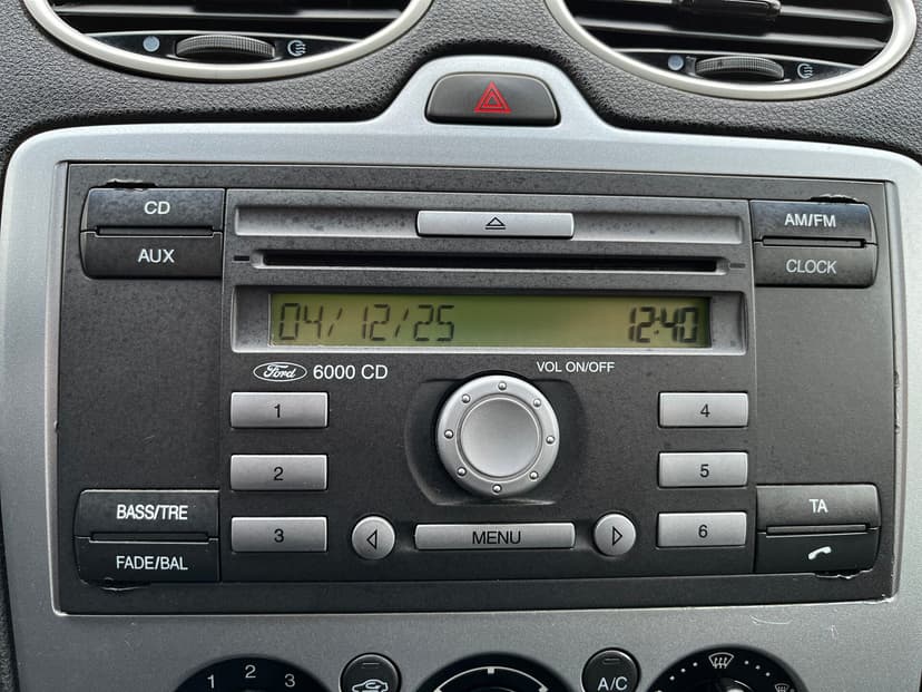 ford-focus-2007-762-12