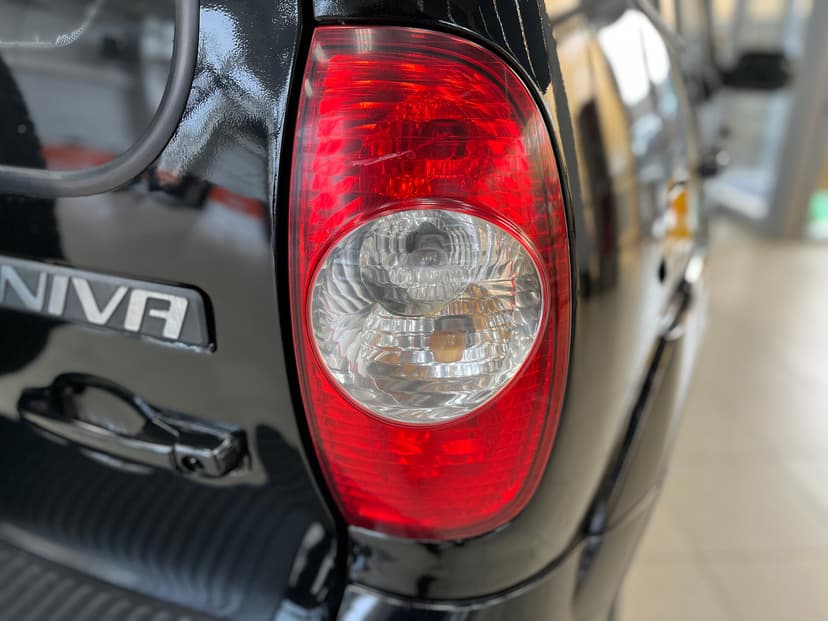 chevrolet-niva-2010-857-9