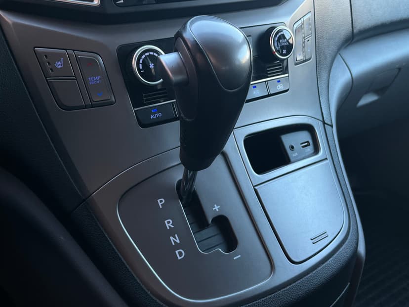 hyundai-h-1-2018-66-17