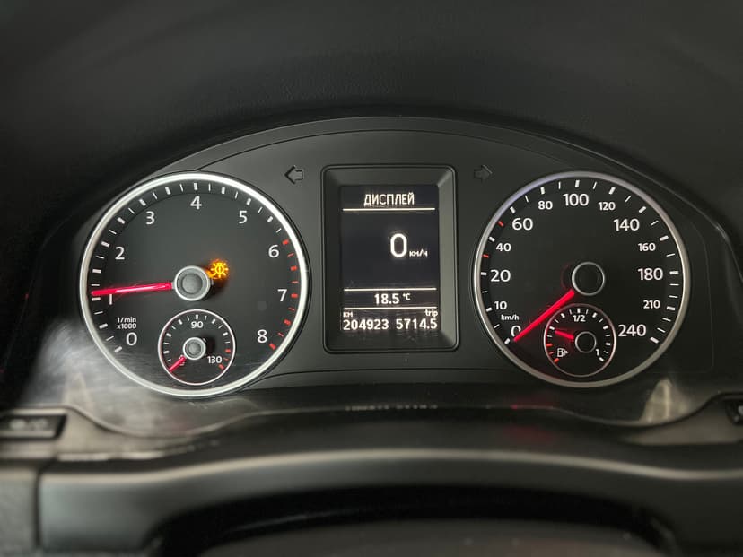 volkswagen-tiguan-2012-1065-11