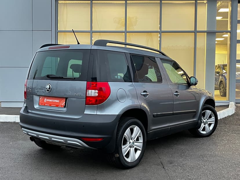 skoda-yeti-2012-682-5