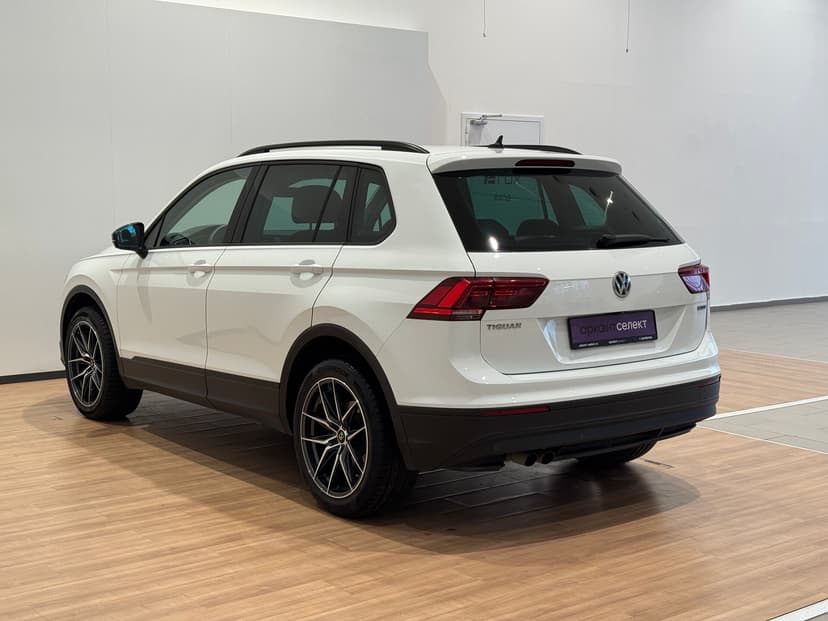 volkswagen-tiguan-2020-704-3
