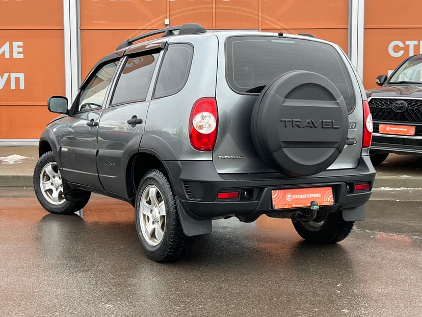 chevrolet-niva-2016-1040-6