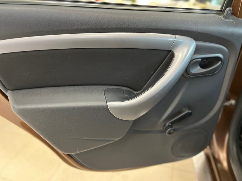 renault-duster-2013-436-17