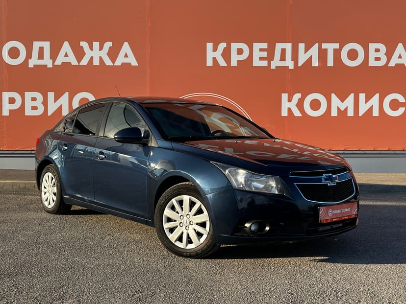 chevrolet-cruze-2010-552-2