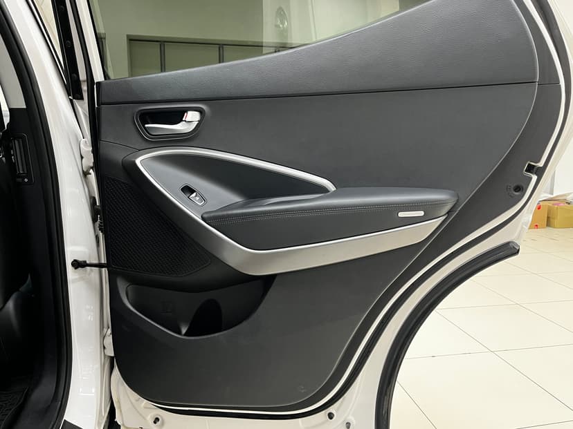 hyundai-santa fe-2013-470-21