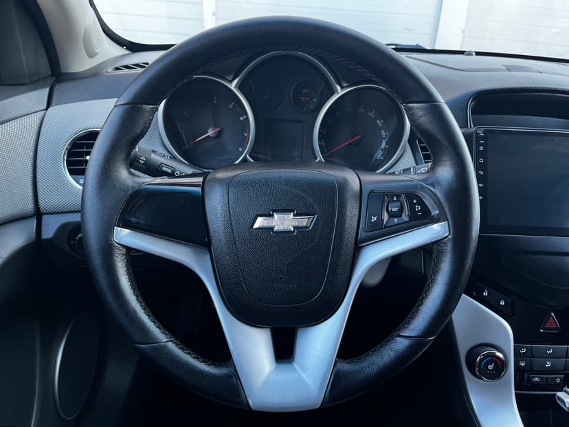 chevrolet-cruze-2010-552-9