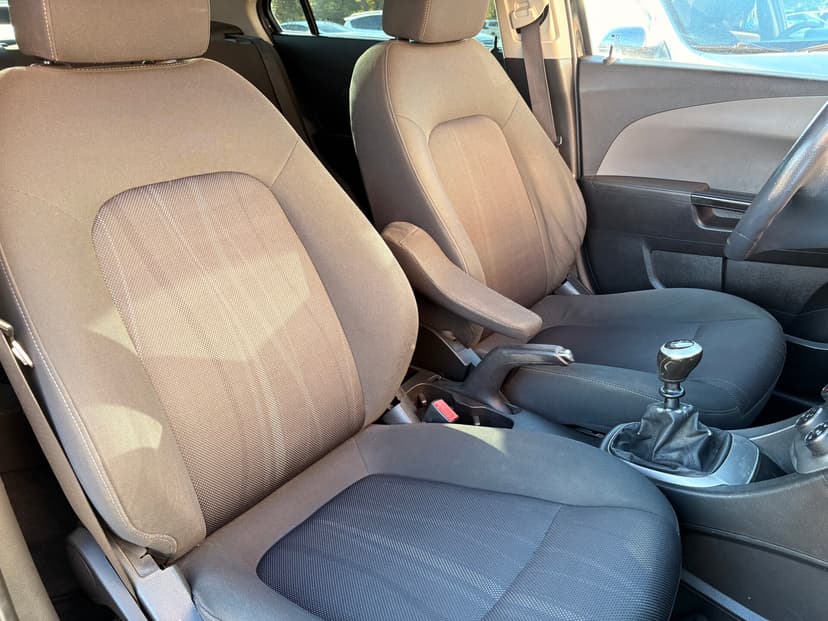 chevrolet-aveo-2013-418-20