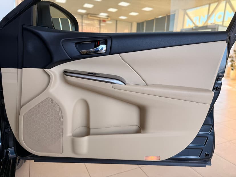 Toyota Camry с пробегом, 2015 год, Волгоград, 3.5 бензин, Автомат - вид 27