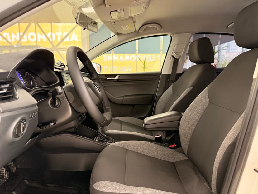 skoda-rapid-2021-871-20