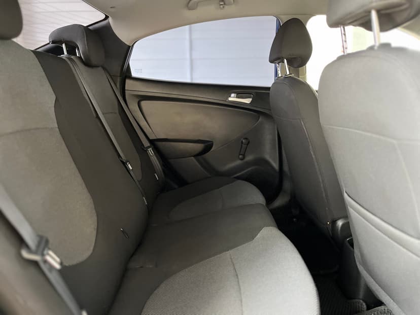 Hyundai Solaris с пробегом, 2011 год, Волгоград, 1.4 бензин, Механика - вид 22