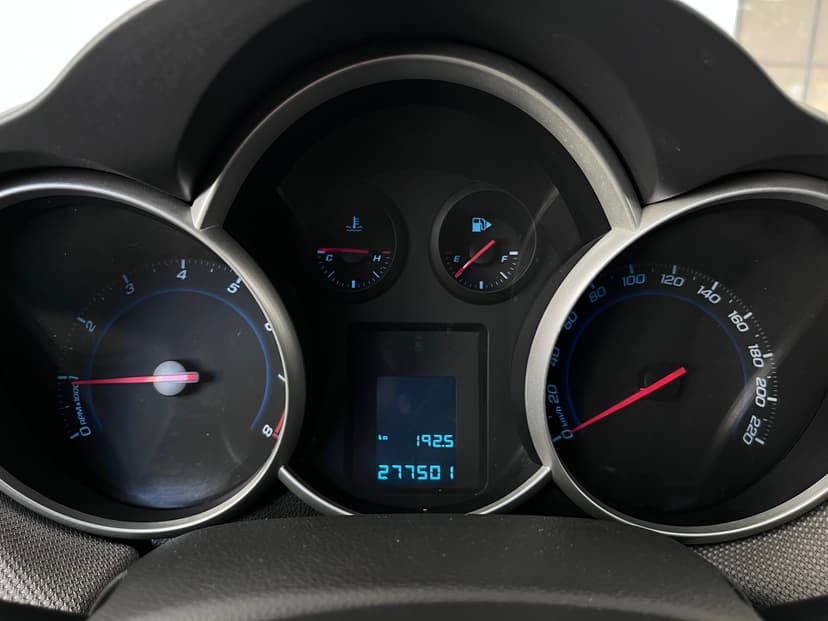 Chevrolet Cruze с пробегом, 2010 год, Волгоград, 1.6 бензин, Механика - вид 12