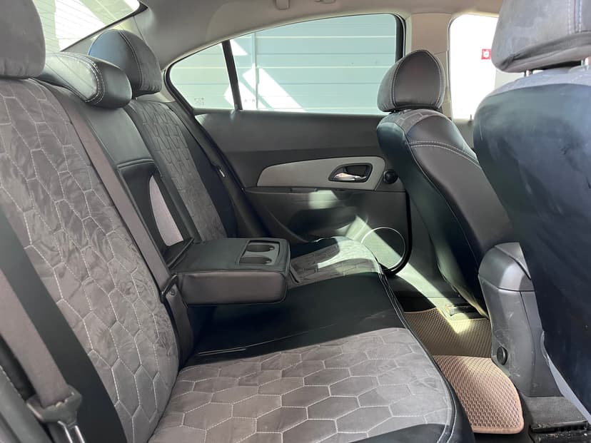 Chevrolet Cruze с пробегом, 2010 год, Волгоград, 1.6 бензин, Механика - вид 21