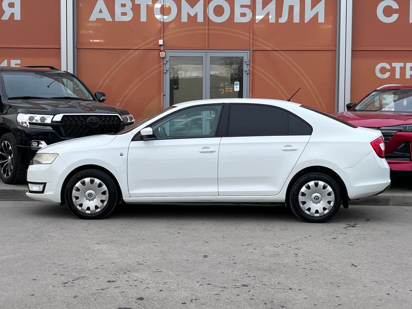 skoda-rapid-2014-1397-7