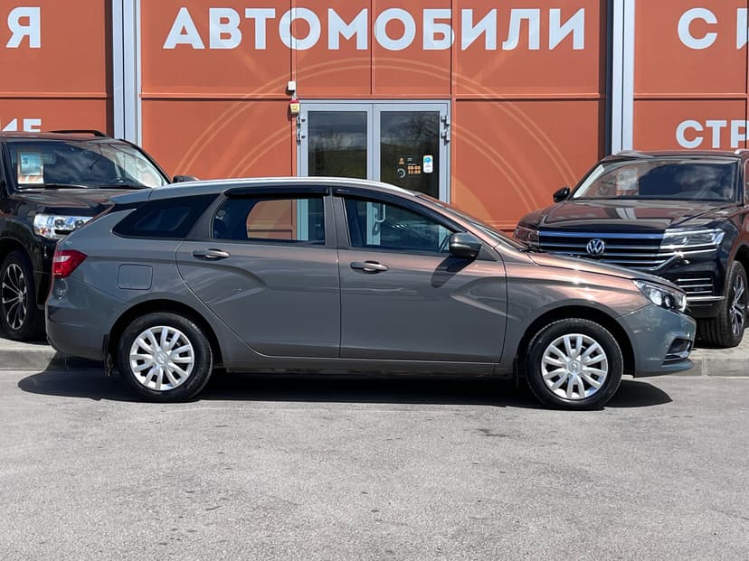 ВАЗ (LADA) Vesta с пробегом, 2021 год, Волгоград, 1.6 бензин, Механика - вид 4