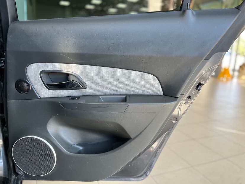 Chevrolet Cruze с пробегом, 2010 год, Волгоград, 1.6 бензин, Механика - вид 23
