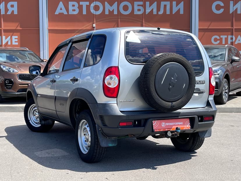 Chevrolet Niva с пробегом, 2013 год, Волгоград, 1.7 бензин, Механика - вид 7