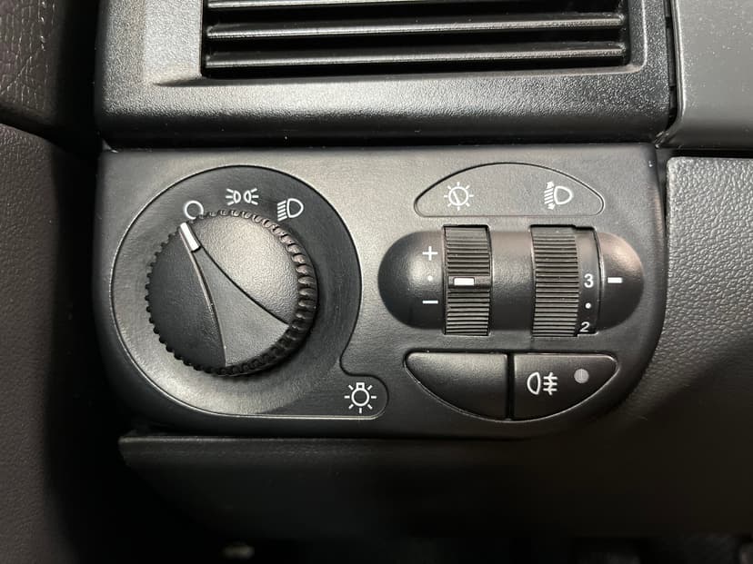 ваз (lada)-priora-2014-1239-13