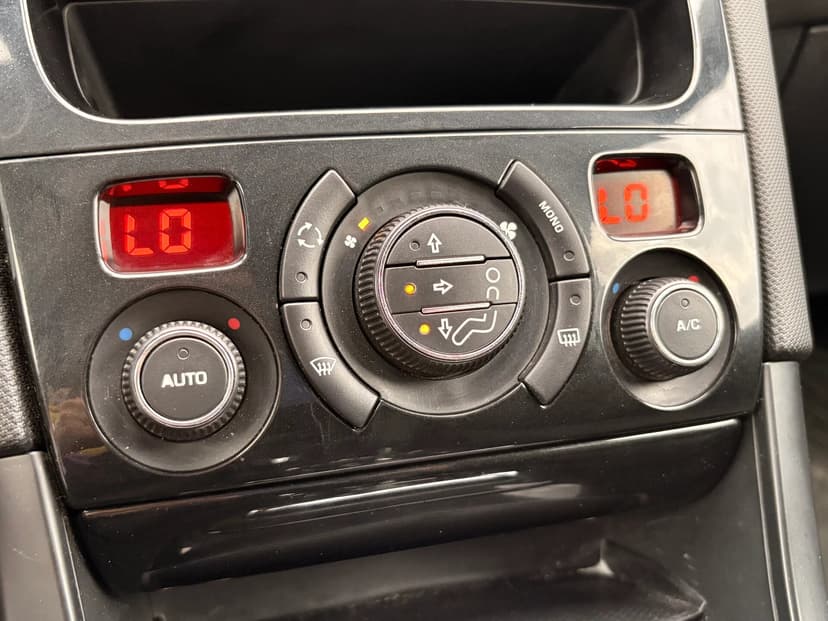 peugeot-408-2012-432-14