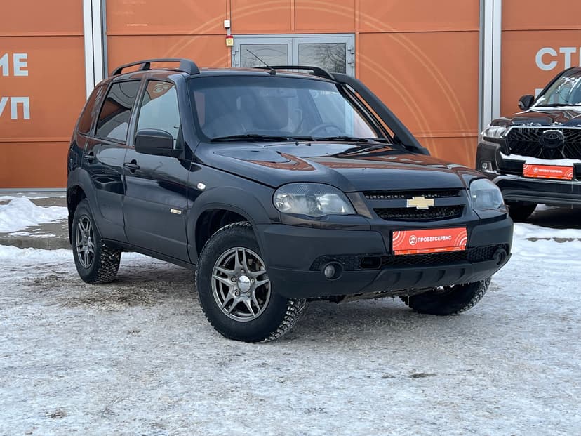 chevrolet-niva-2017-1009-2